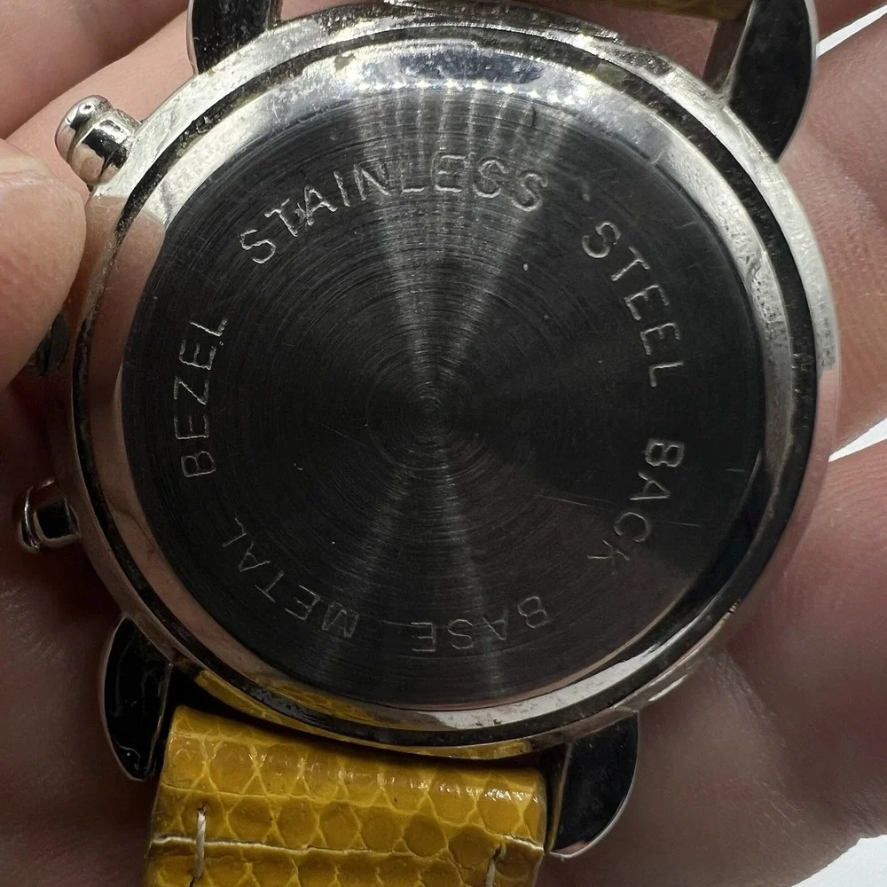 CG Women's Quartz Watch Rhinestone Bezel MOP Dial Plastic Band Needs New Battery